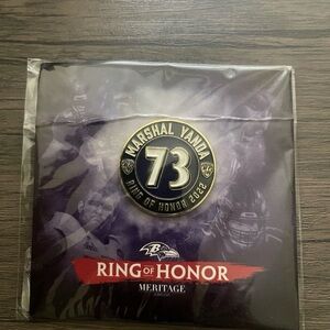 NFL Ring of Honor Pin - Baltimore Ravens Marshal Yanda #73 Ring of Honor Pin